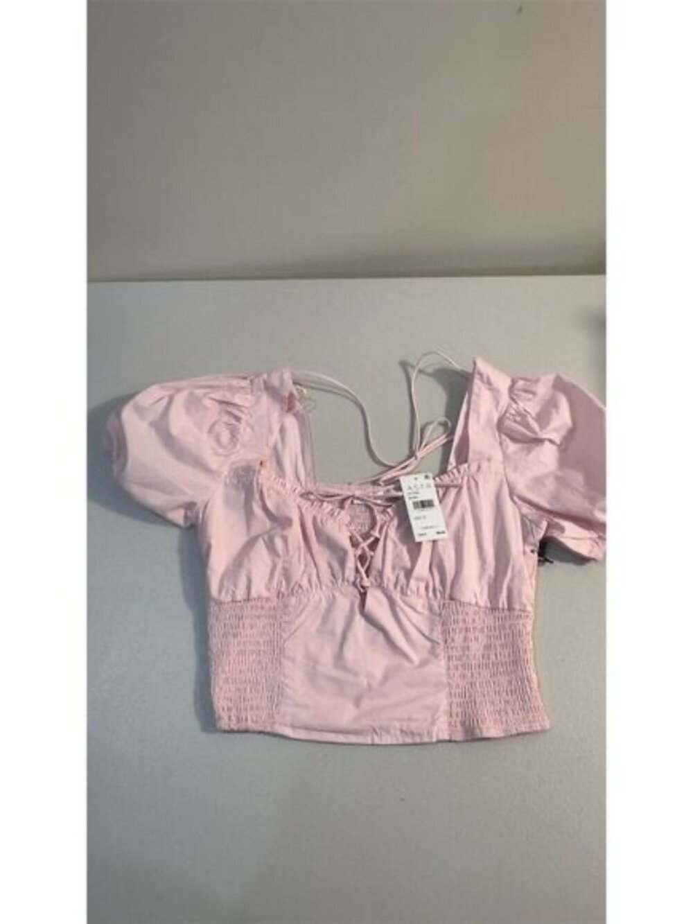 NWT ASTR The Label Women's Pink Puff Sleeve Smocked Blouse Size M - Picture 4 of 9